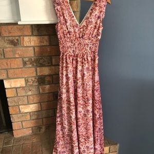 Banana republic petite floral maxi dress. Size 00